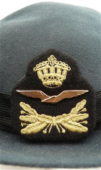 Hoed, Uniform DT, Vrouwen Onderofficier (Sld-Sm), Koninklijke Luchtmacht, maat: 56, jaren'90.(Nr.1) - 1