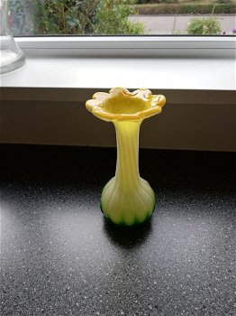 Murano vaas 19 cm groen geel bloem - 0