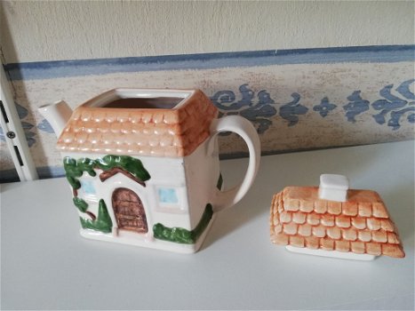 Theepot cottage 15 cm hoog - 1