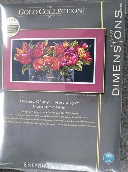 Borduurpakket Flowers of Joy van Dimensions Gold - 0