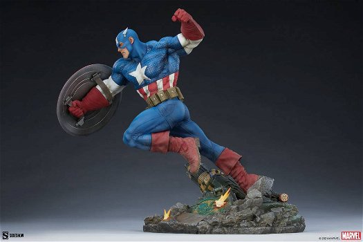 Sideshow Captain America Premium Format Statue - 3