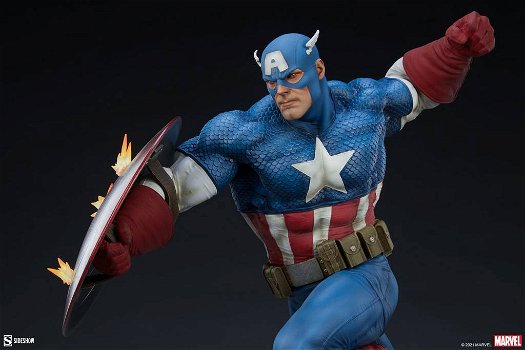 Sideshow Captain America Premium Format Statue - 4