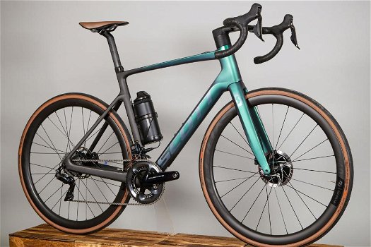 2021 scott addict eride-2 & Santa Cruz Bike - 0