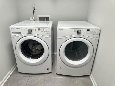 stackable Steam Cycle Smart Front-Load Washer & dryer - 3