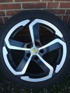 17”VW Dotz Hanzo Velgen Hifly Michelin 5x112