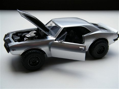 Chevrolet Camaro – Fast and Furious 8 – Jada Toys modelauto 1:24 - 5