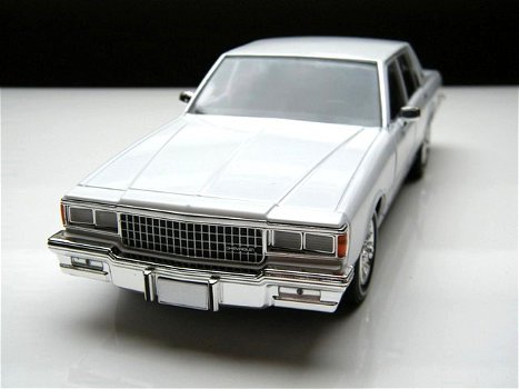 Film en TV serie schaal modelauto Chevrolet Caprice – The A-Team 1:24 - 3