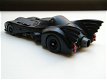 schaal model auto Batmobile + Batman Figuur Jada Toys 1:24 film en moviecar - 2 - Thumbnail