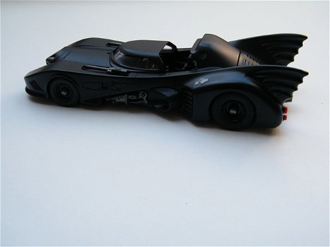 schaal model auto Batmobile + Batman Figuur Jada Toys 1:24 film en moviecar - 5