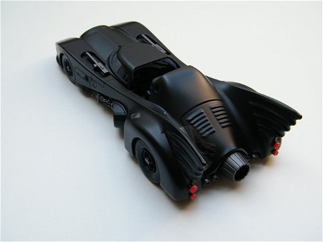 schaal model auto Batmobile + Batman Figuur Jada Toys 1:24 film en moviecar - 7