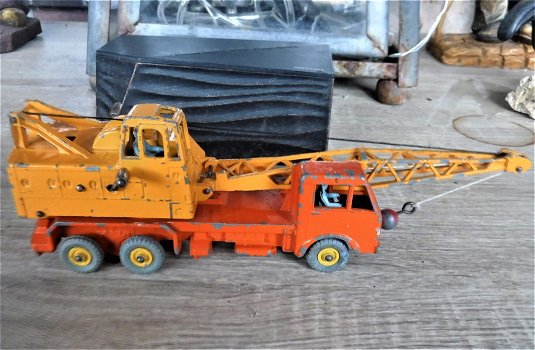 Dinky toy 972 20 ton lorry mounted crane V - 5