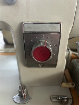 Pfaff Calanda 17 naaimachine goedwerkend met beschermkoffer - 2