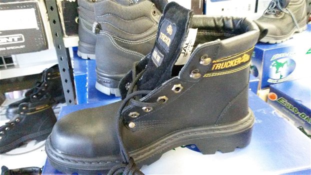 Diverse top werkschoenen nu €29,95 - Verschillende maten - 2