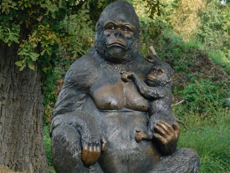 grote Gorilla , tuinbeeld - 1