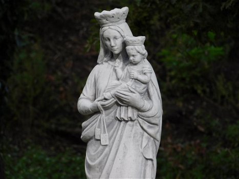 Heilige Moeder Maria met kindje Here Jezus - 0