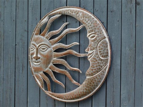 zon en maan , muursculptuur - 3