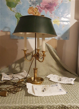 Prachtige oude BOUILLOTTE-lamp in BRONS / MESSING, 3 takken, in TBE - 5