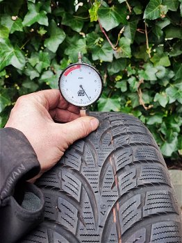 Nokian 185/55/15 - 1