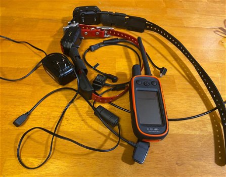 Garmin Alpha 100 Handheld with 5 TT15 Collars Mini Cost $700 - 1