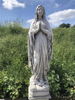 Heilige Maria , tuinbeeld - 0