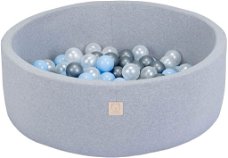 Ballenbak licht grijs | 90x 30 cm | Ballen: L- Blauw, Parel en Zilver