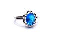 Mooie ring met helderblauwe steen - 3 - Thumbnail