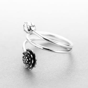Lotus ring van zilver, met elegant wikkeleffect - 1