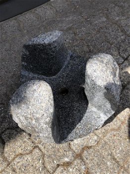 granieten waterbol , waterornament - 0