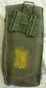 Munitie Tas Rechts / Ammunition Pouch Right, P58 - Third Pattern 58, jaren'60/'70.(Nr.2) - 3