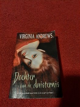 Dochter van de duisternis virgenia andrews - 0