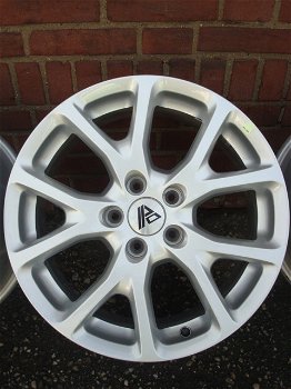 17''inch Originele Jeep Velgen Steek 5x110 - 0