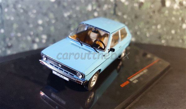 VW Polo 1 blauw 1:43 Ixo V968 - 1