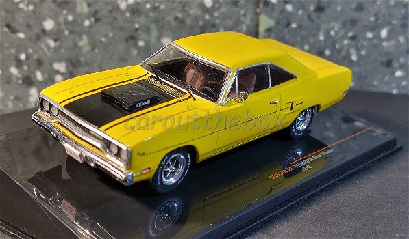 Plymouth Road Runner 1970 geel 1:43 Ixo V969 - 1