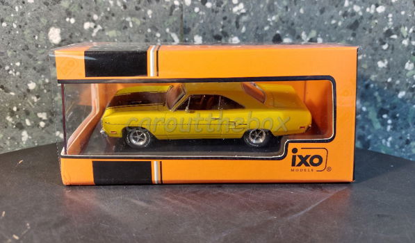 Plymouth Road Runner 1970 geel 1:43 Ixo V969 - 3