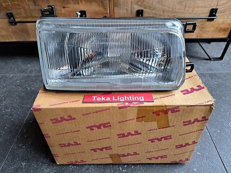 Toyota Corolla V FX Compact (E80) Koplamp TYC 20-1654-87-2B Rechts - 0