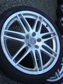 19'' Originele RS4 Velgen en Banden Steek 5x112 - 5