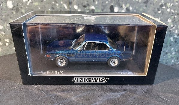 BMW 3.0 CS 1969 blauw 1:43 Minichamps Mi100 - 4