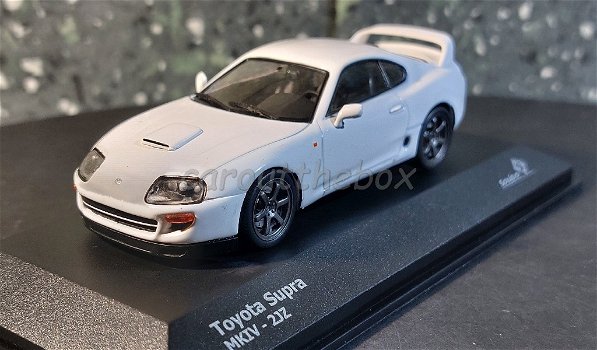 Toyota Supra MK IV wit 1:43 Solido Sol87 - 1