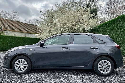 Kia Ceed SW - 08 2019 - 1