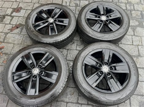 ZWARTE GENUINE DEVONPORT SPORTLINE VW TRANSPORTER T6 T32 ALLOYS WIELEN BANDEN x 4 - 0