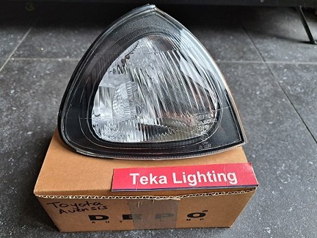 Toyota Avensis I (_T22_) Corner Light Stadslicht Depo 212-15C7R Rechts - 0