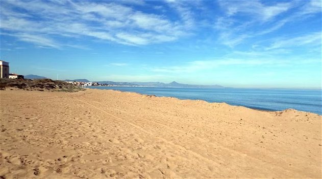 Uw eigen ruime Penthouse in DENIA aan zee bij zwembad met garageplek en - 1