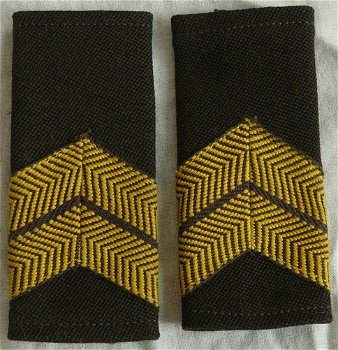Rang Onderscheiding, Blouse, Korporaal 1e Klasse, Koninklijke Landmacht, 1963-1984.(Nr.3) - 1