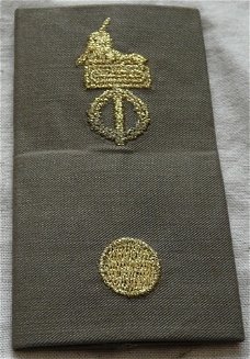 Rang Onderscheiding, Regenjas, Regimentsadjudant - Korpsadjudant, KL, vanaf 2000.(Nr.1)