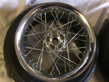 Harley twincam, set velgen met ronde rim, 19mm of 25mm wielas (deluxe) - 4