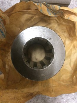 SPROCKET SHAFT & BOUT EXTENSION, standaard (2 nieuwe/1 gebruikte niet ingelopen) - 2