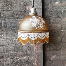 Vintage glazen hanglamp met kralenfranje
