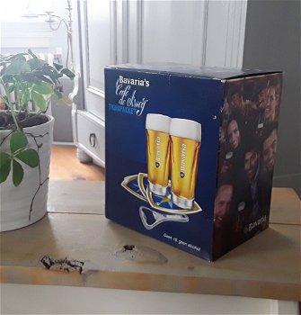 Bavaria thuispakket De Kroeg / 2 glazen, bierviltjes, opener - 0