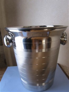 Mooie grote flessen - champagne inox koelemmer - 2