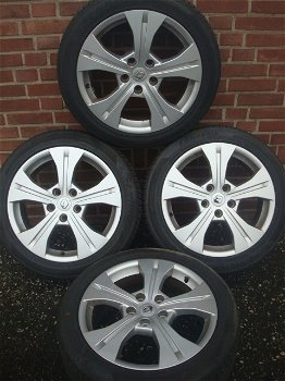 17’’Inch Originele Renault Megane Velgen en Banden 5x114.3 - 4